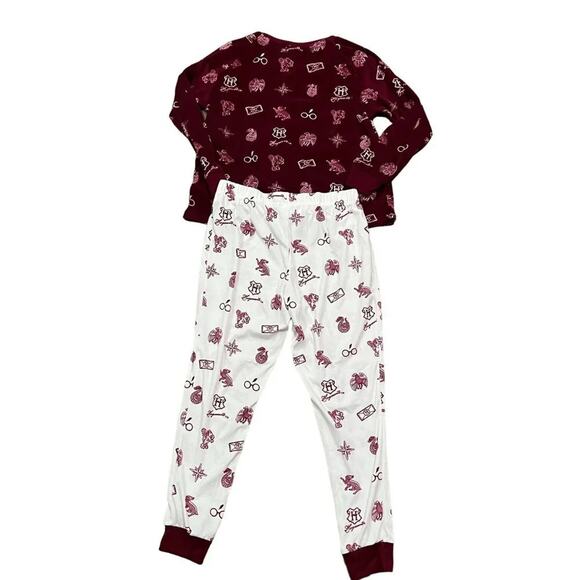 Wizarding World Harry Potter All Over Print Rich Red Winter White Pajamas Medium - Picture 4 of 5